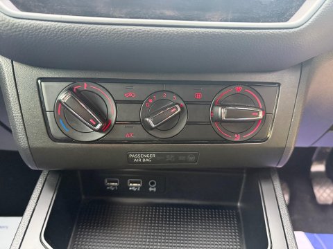 SEAT Ibiza 1.0 TSI FR Euro 6 (s/s) 5dr GPF 25