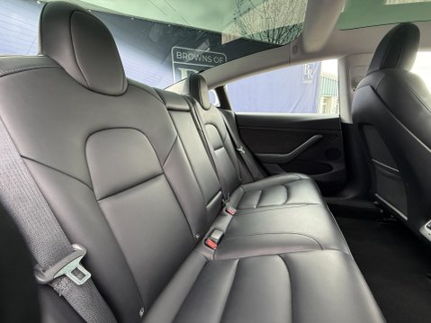 Tesla Model 3 Saloon 4dr Electric Auto RWD (241 bhp) 26