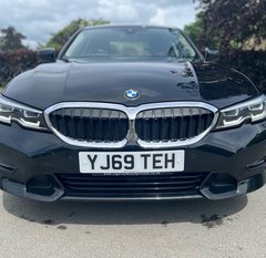 BMW 3 Series 318D SPORT 3
