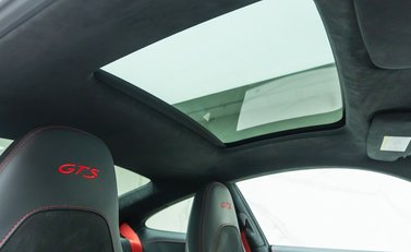 Porsche 911 Carrera 4 GTS (991.2) 16