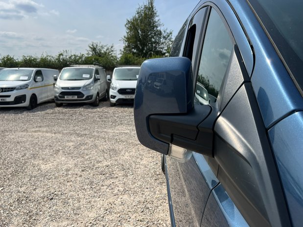Ford Transit Custom SWB L1H1 (SOLD) Low Roof Limited 280 Air Con Alloys Sensors EURO 6 NO VAT 18