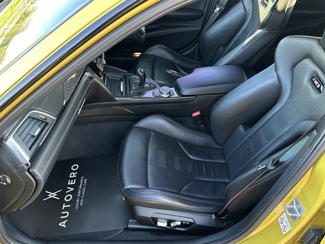 BMW M3 COMPETITION 52