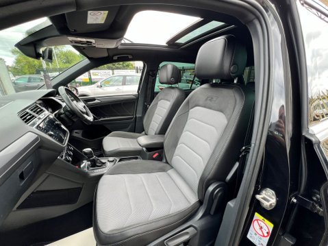 Volkswagen Tiguan R-LINE TDI BMT 4MOTION DSG 70