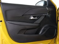Peugeot e-208 GT PREMIUM 47