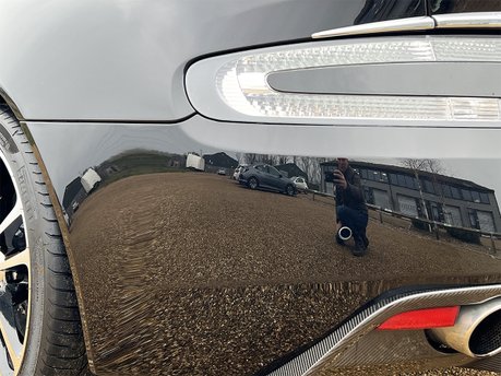 Aston Martin DBS V12 VOLANTE CARBON BLACK EDITION 24