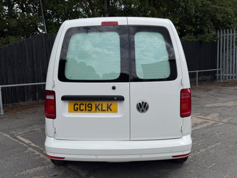 Volkswagen Caddy C20 TDI TRENDLINE 6