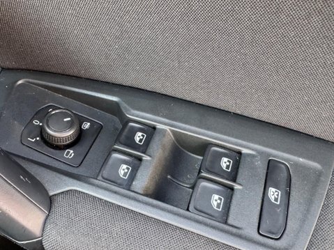 Volkswagen Tiguan 2.0 TDI SE Euro 6 (s/s) 5dr 30