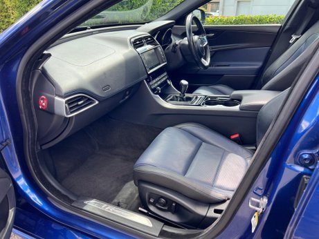 Jaguar XE 2.0d R-Sport Euro 6 (s/s) 4dr 69