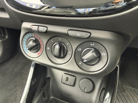 Vauxhall Adam 1.2i ENERGISED Hatchback 3dr Petrol Manual Euro 6 (70 ps) 41