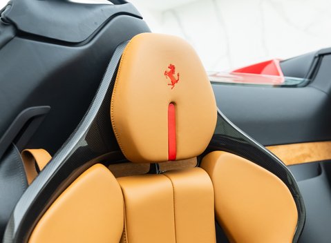 Ferrari SF90 Spider 16