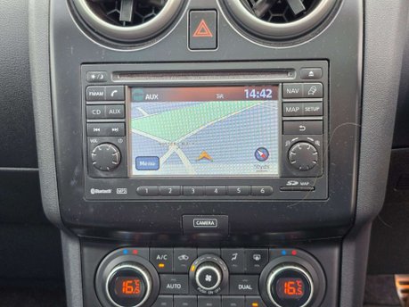 Nissan Qashqai 1.5 dCi 360 SUV 5dr Diesel Manual 2WD Euro 5 (110 ps) 26