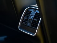 Porsche Macan S PDK 16