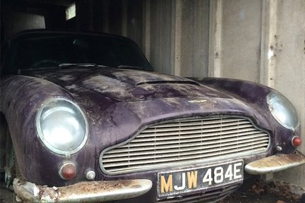 Aston Martin DB6 4.2 Vantage 37