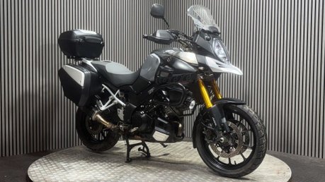 Suzuki V-Strom 1000 2016 ADVENTURE BIKE FULL LUGGAGE NEW MOT SERVICED 3