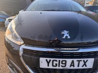 Peugeot 208 S/S TECH EDITION 9