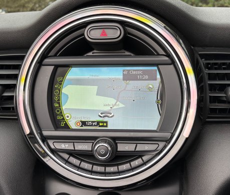 Mini Convertible Cooper 1.5 Chili / Media - SAT NAV + MINI CONNECTED + 17" ALLOYS 14