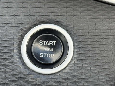 Land Rover Range Rover Evoque 2.0 Range Rover Evoque S D Auto 4WD 5dr 35