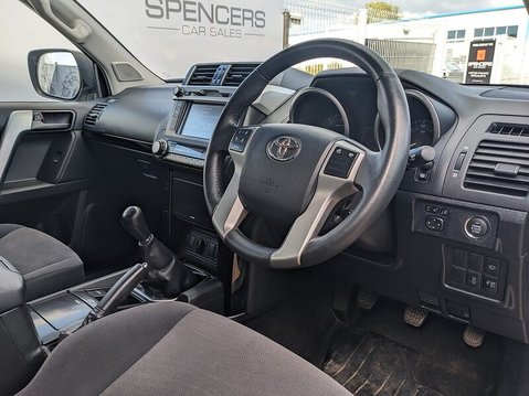 Toyota Land Cruiser D-4D ACTIVE 6