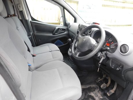 Peugeot Partner 1.6 HDI PROFESSIONAL L1 850 12