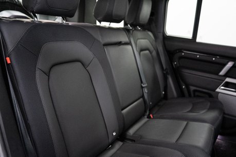 Land Rover Defender 3.0 D250 MHEV XS Edition SUV 5dr Diesel Auto 4WD Euro 6 (s/s) (250 ps) 17