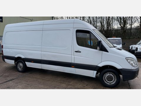 Mercedes-Benz Sprinter 2.1 313 CDi RWD L3 H3 4dr 6