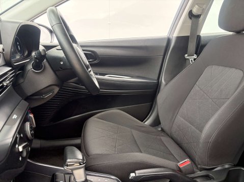 Hyundai BAYON 1.0 Bayon SE Connect TGDi MHEV Auto 5dr 45