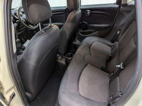 Mini Hatch 1.5 Cooper Classic 5dr 66
