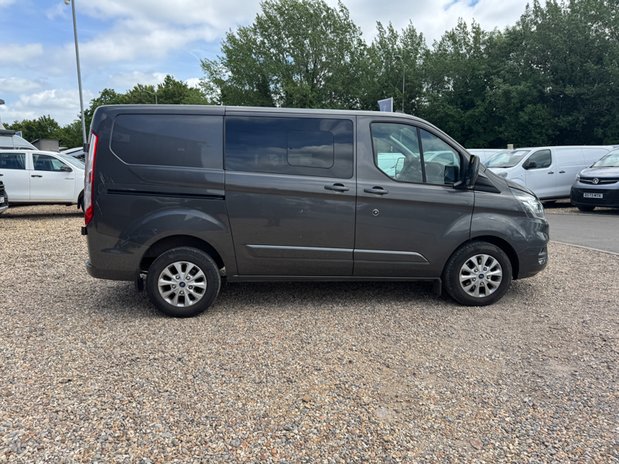 Ford Transit Custom Crew Cab [SOLD MT] SWB L1H1 Limited 320 Air Con Alloys Camera Nav Sensors E 6