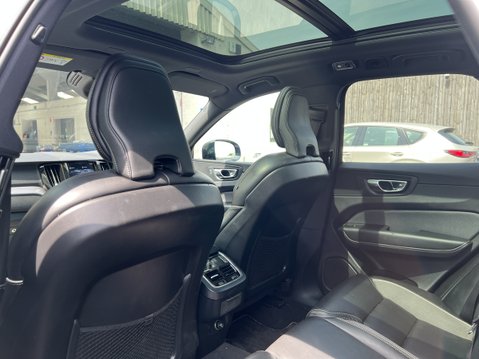Volvo XC60 2.0 B4 MHEV R-Design SUV 5dr Diesel Hybrid Auto AW 13