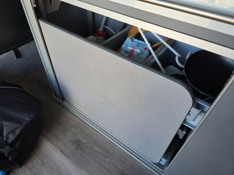 Mercedes-Benz Vito Camper Van 24