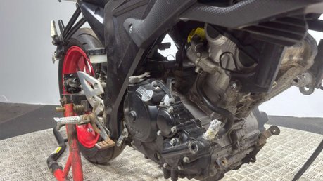 Suzuki GSX-S GSXS 125 2020 SPORT BIKE 125CC PROJECT BIKE PARTS BIKE 28