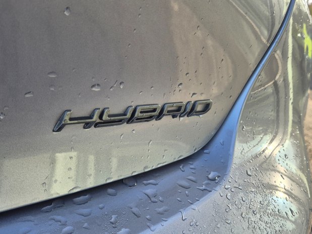 Peugeot 208 GT 8