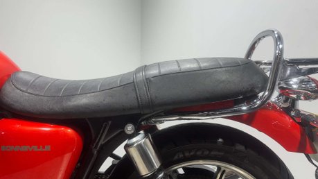 Triumph Bonneville SE 2013 7K NEW MOT INCREDIBLE CONDITION CUSTOM NAKED BIKE 865CC 14