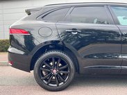 Jaguar F-Pace 2.0 D180 Chequered Flag Auto AWD Euro 6 (s/s) 5dr 44