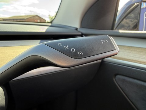 Tesla Model Y (Dual Motor) Long Range SUV 5dr Electric Auto 4WDE (384 bhp) 33