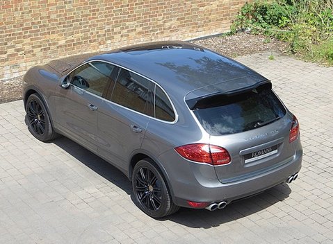 Porsche Cayenne Turbo 10