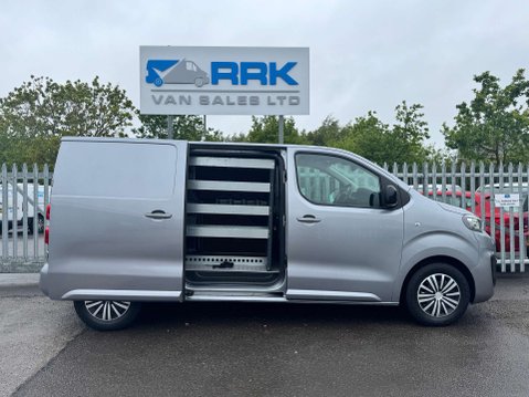 Peugeot Expert 2.0 Expert Professional Premium L1 Blue HDi 15