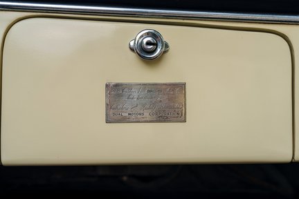 Dual-Ghia Convertible 23