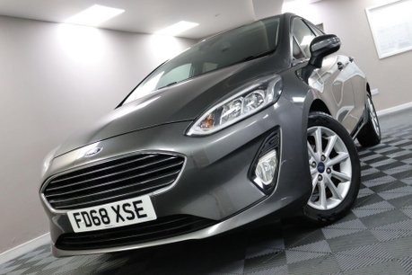 Ford Fiesta TITANIUM 32
