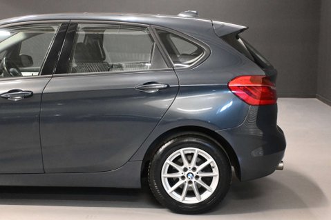 BMW 2 Series 1.5 218i SE Auto 5dr 16