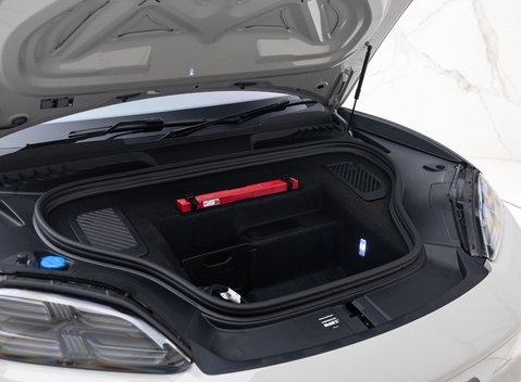 Porsche Macan Turbo Electric 45