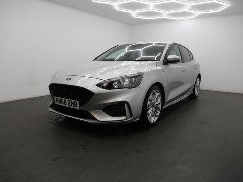 Ford Focus 1.0T EcoBoost ST-Line X Euro 6 (s/s) 5dr 3