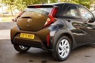 Toyota Aygo X VVT-I PURE 8