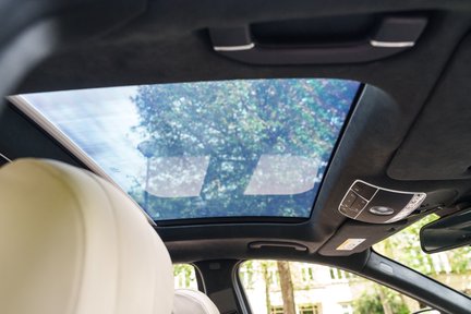 Mercedes-Benz S Class MAYBACH S600 V12 41