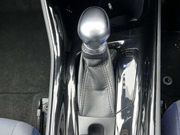 Toyota C-HR 1.8 C-HR-Dynamic HEV CVT 5dr 54