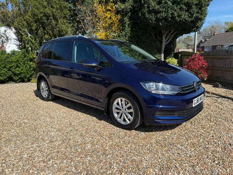 Volkswagen Touran 1.6 TDI BlueMotion Tech SE Family DSG Euro 6 (s/s) 5dr 2