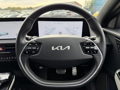 Kia EV6 77.4kWh GT-Line S Hatchback 5dr Electric Auto (225 bhp) 38