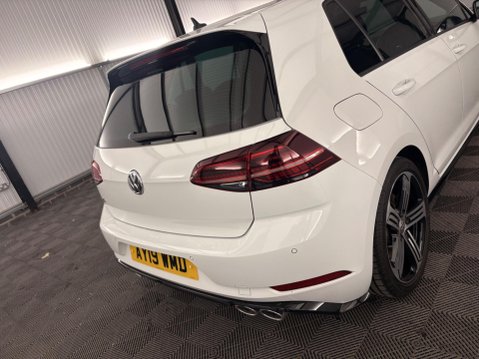 Volkswagen Golf 2.0 TSI R DSG 4Motion Euro 6 (s/s) 5dr 45