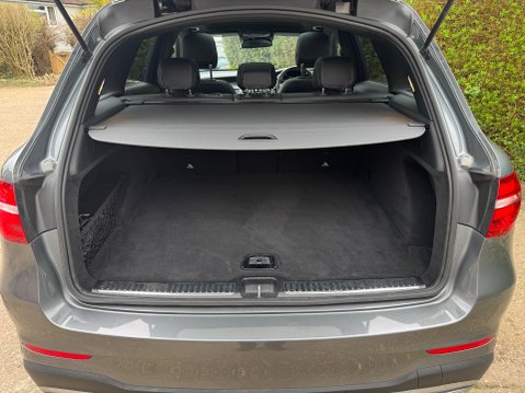 Mercedes-Benz GLC GLC 250 D 4MATIC AMG LINE PREMIUM 27