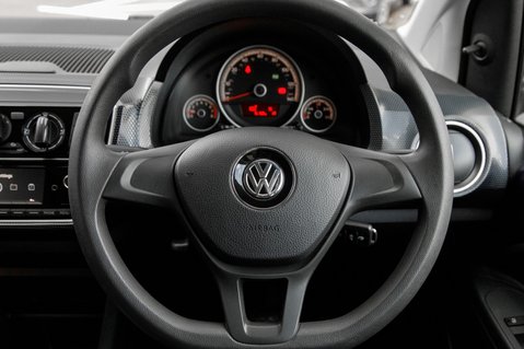 Volkswagen Up MOVE UP BLUEMOTION TECHNOLOGY 20